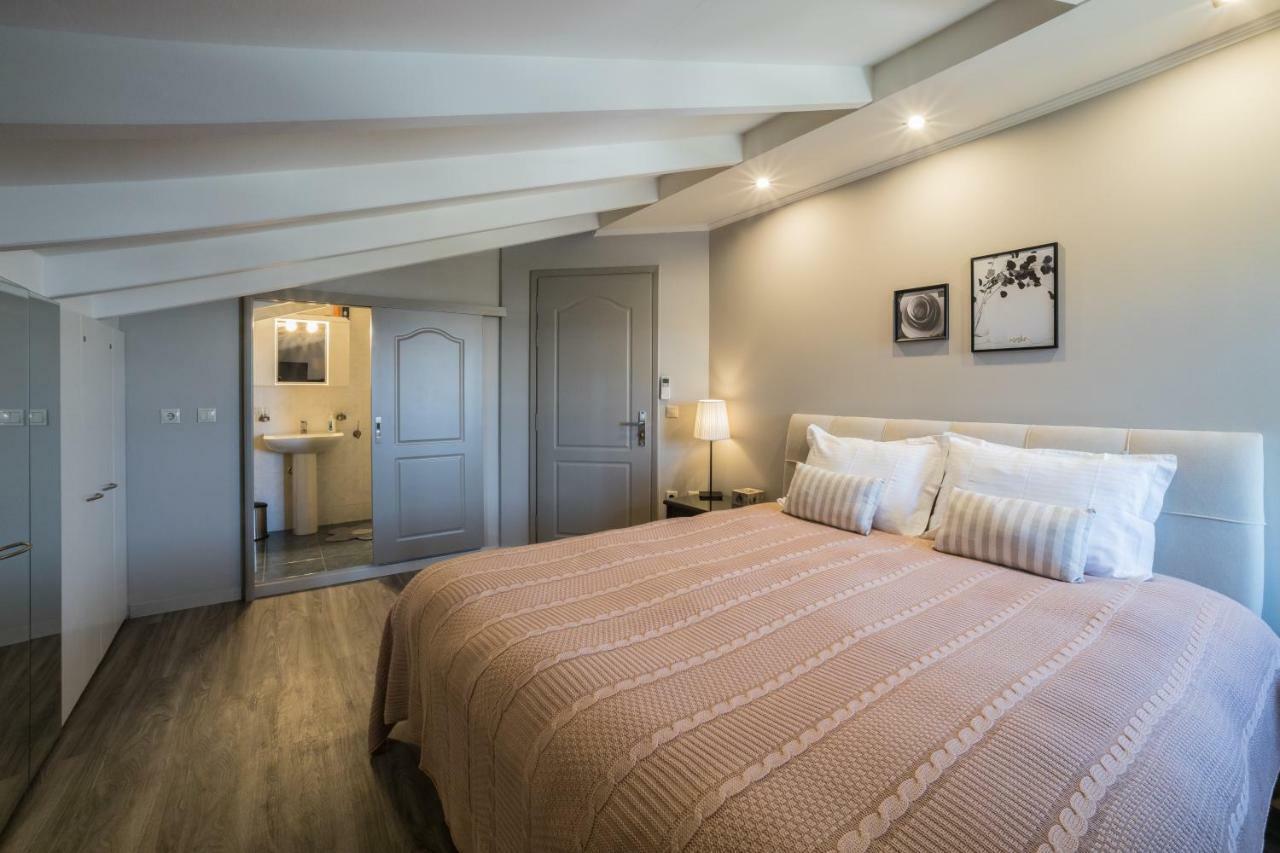 Vida Residential Apartment *